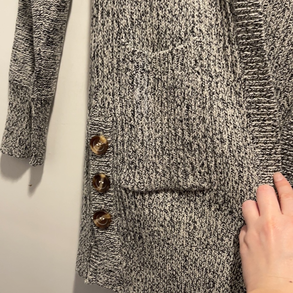 Cardigan - Picture 4 of 6